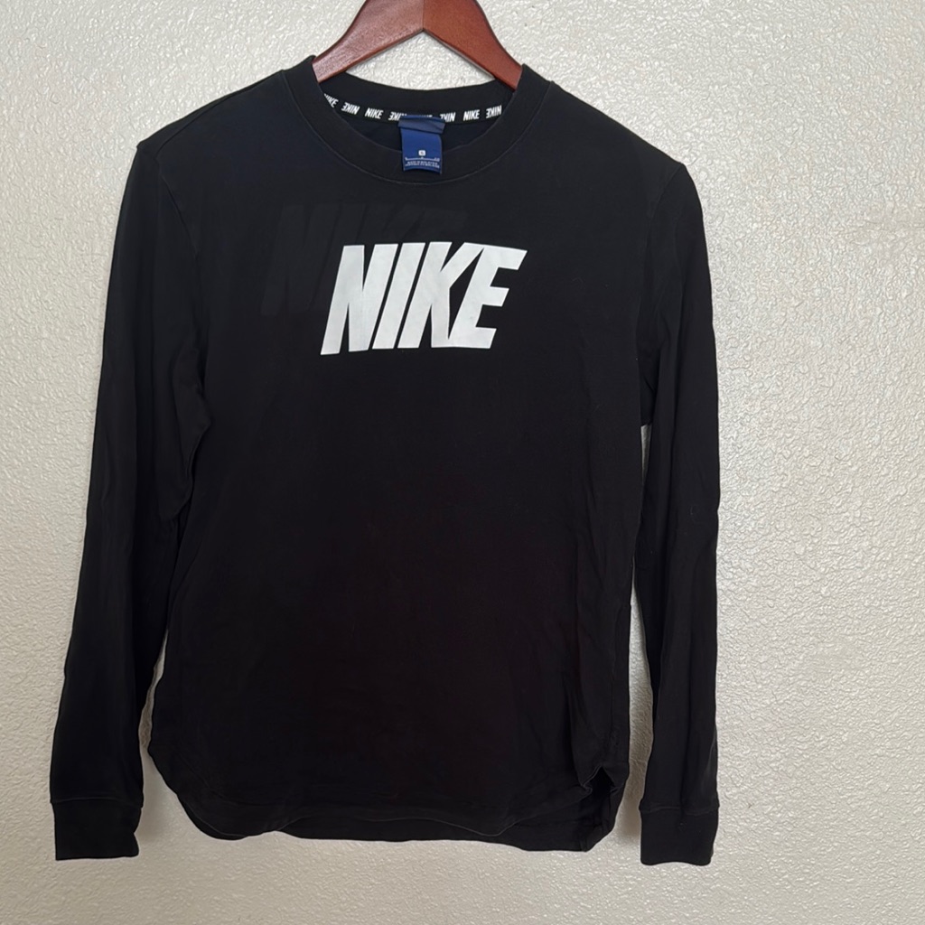 Nike Black Long Sleeve Tee Classic Design